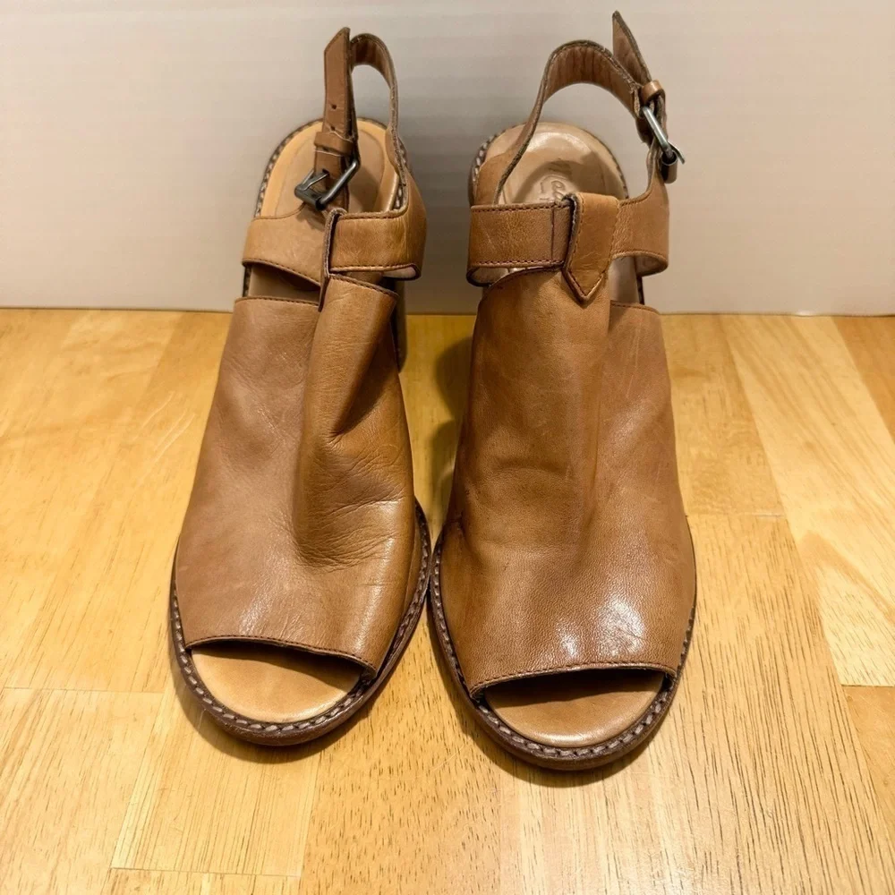 Madewell “Slyvain” Tan Leather Block Heel Sandals Size 9